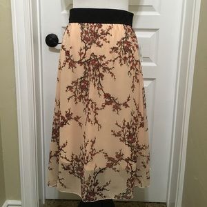 Bnwt small lularoe Lola